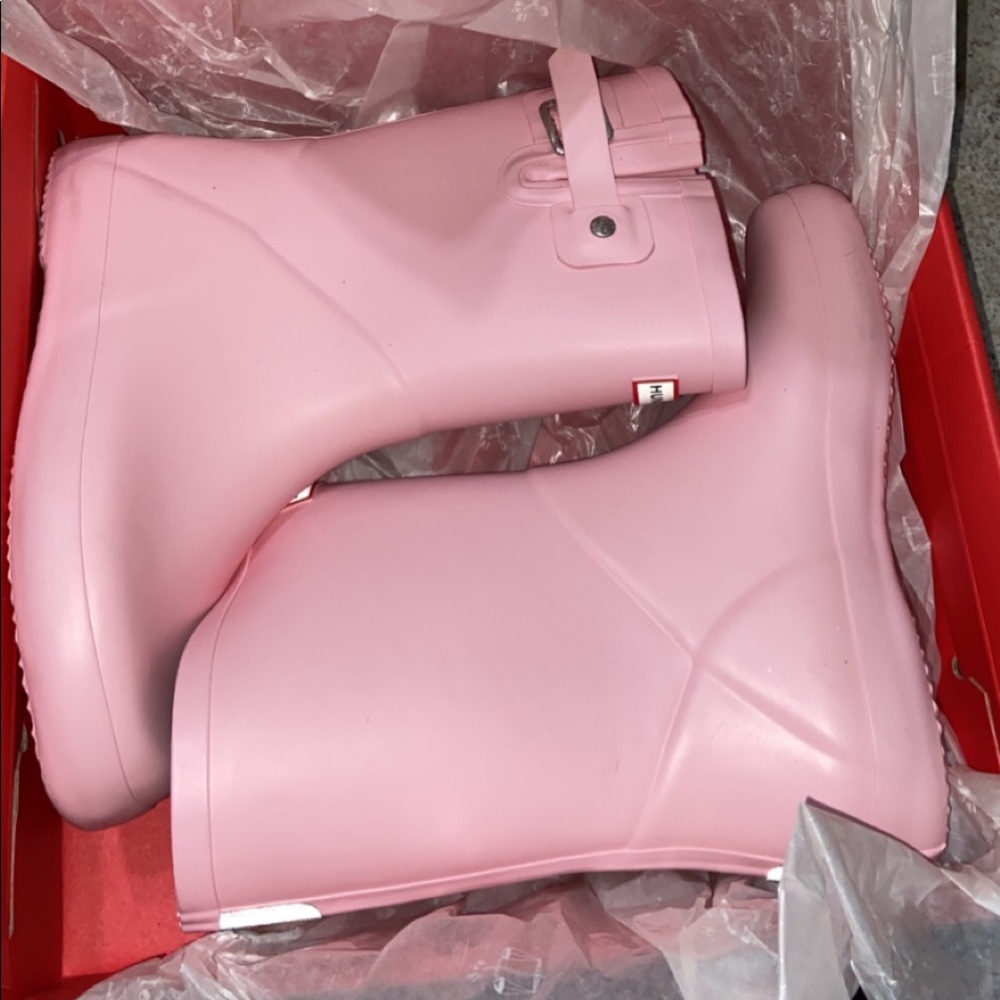 Girl Hunter boots